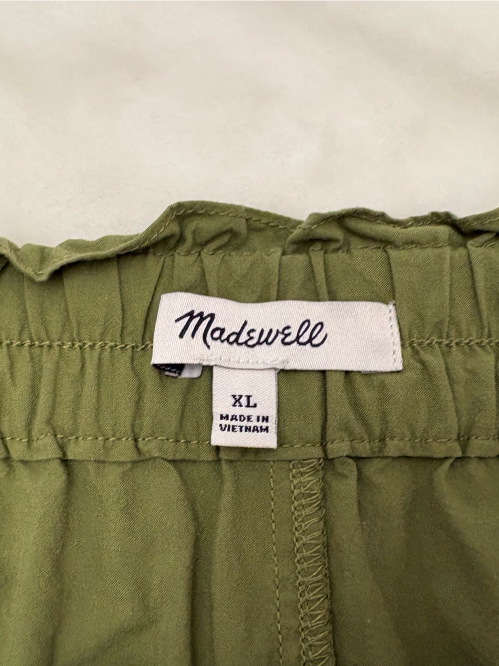 Madewell Olive Green High-Waist Women’s Shorts - Picture 3 of 8